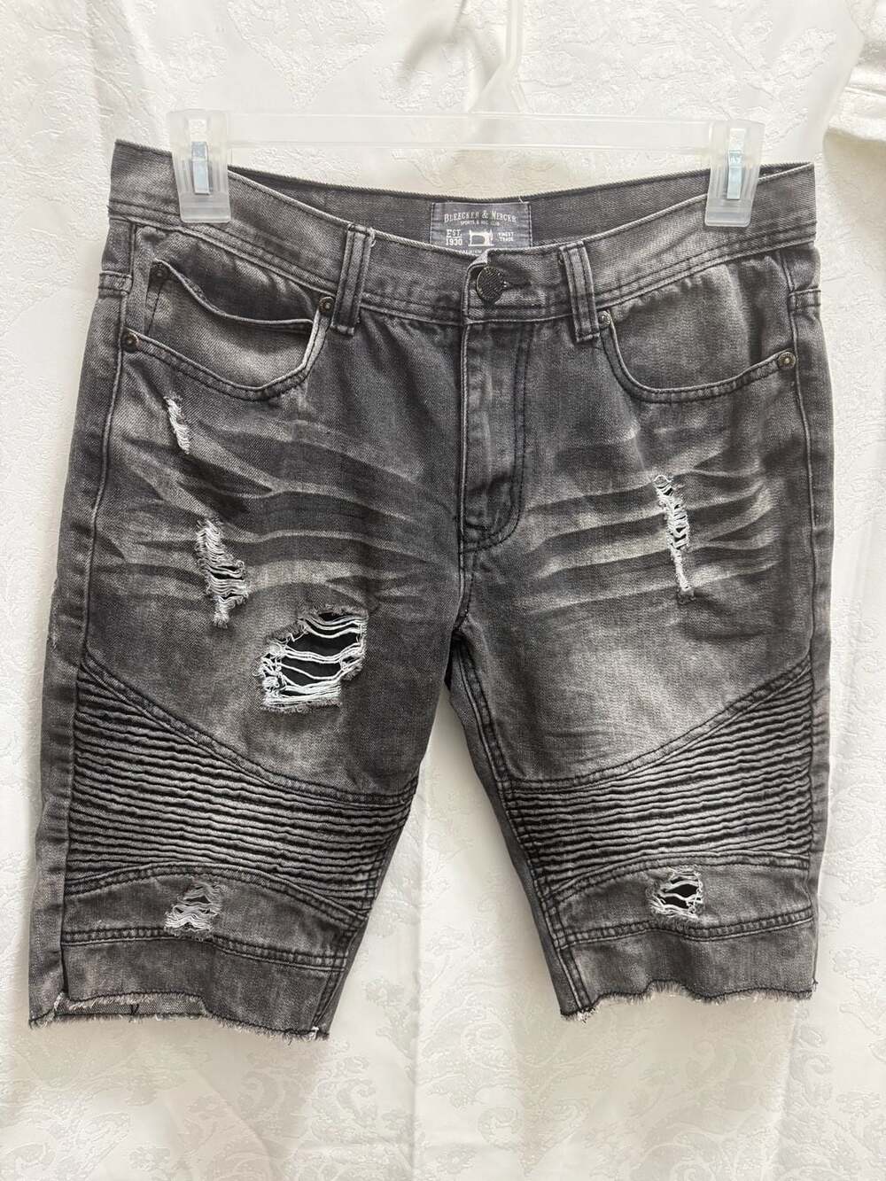 Bleecker & Mercer Men's Distressed Moto Denim Shorts Size 34